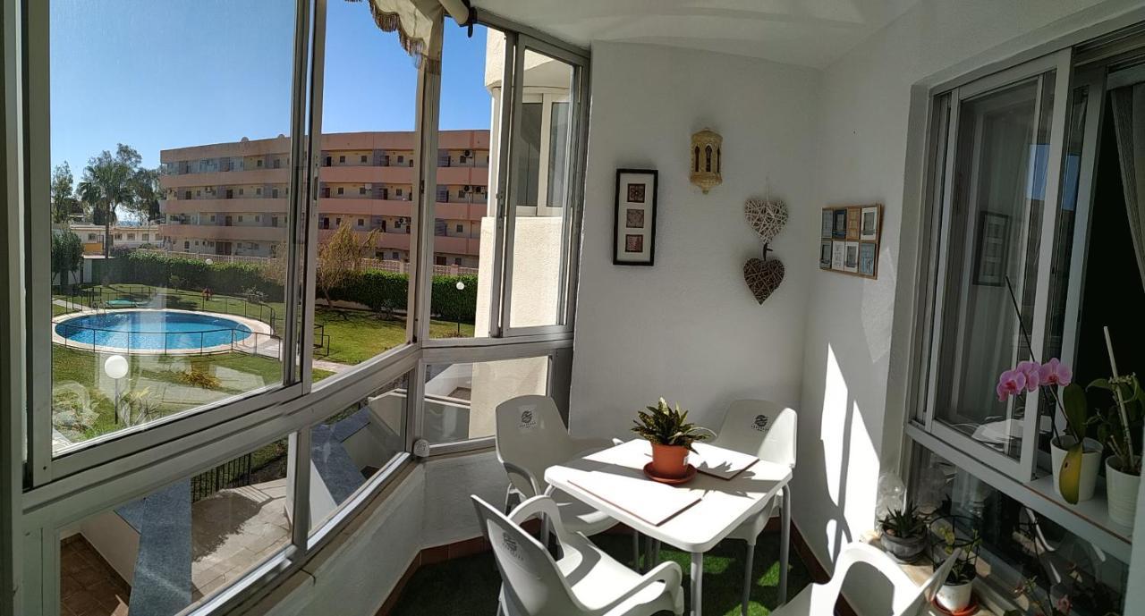 Lovely Apartment In Torremolinos Views Of The Sea, Pool, Terrace, Sofa Bed And Fully Equipped Kitchen Экстерьер фото